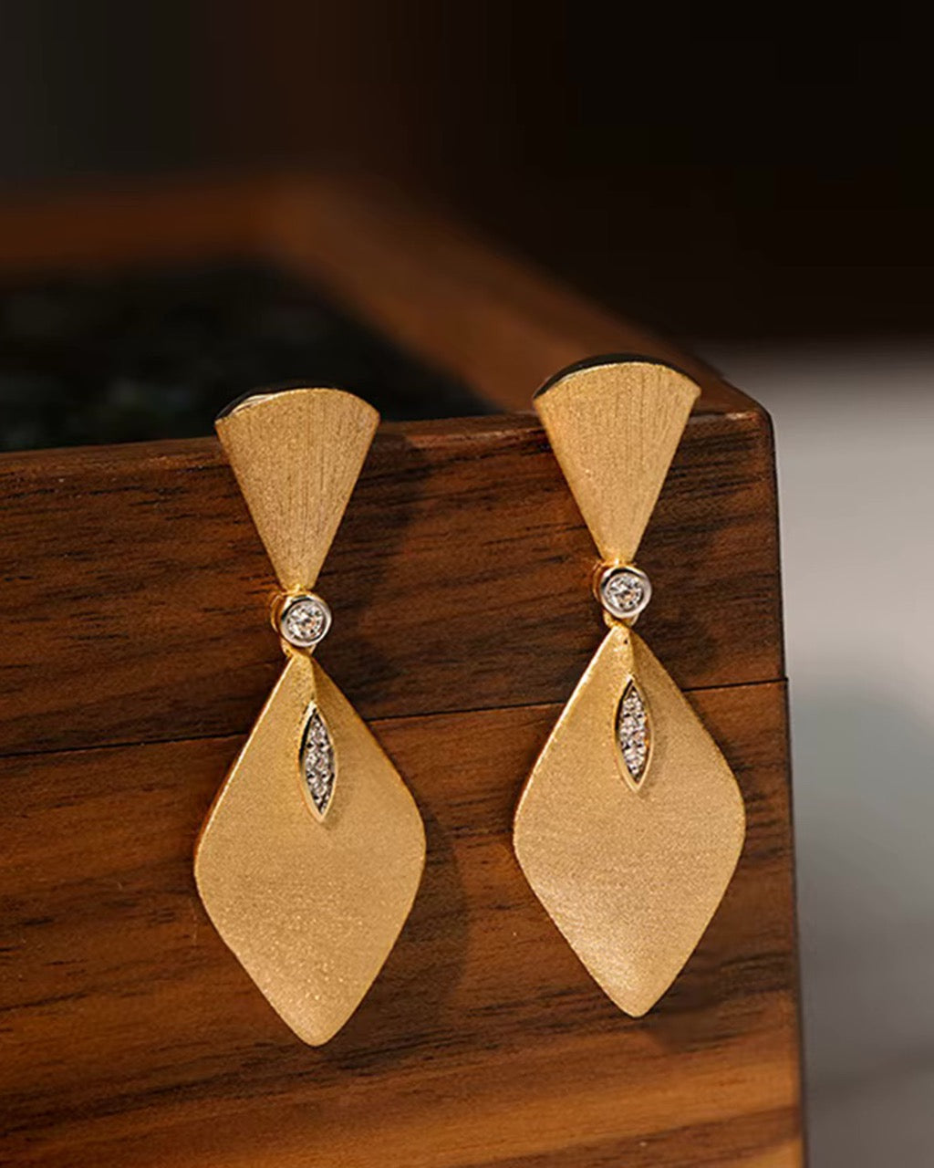 The Aurex Drop Earrings in Gold & Sapphire